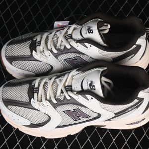 New Balance 530