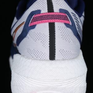 Saucony