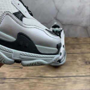 Balenciaga Triple S Sneaker Dadshoe