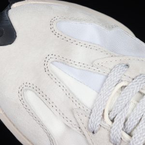 New Balance 230