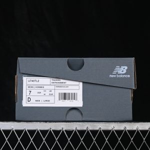 New Balance 740