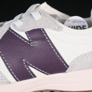 New Balance 230