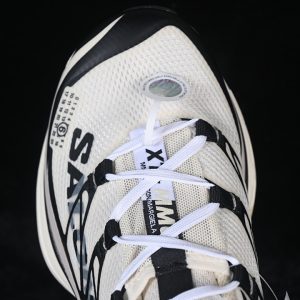 Salomon Xt-mm6 Round Toed Lace Up Casual Shoes