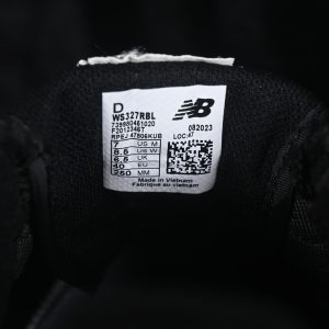 New Balance 230