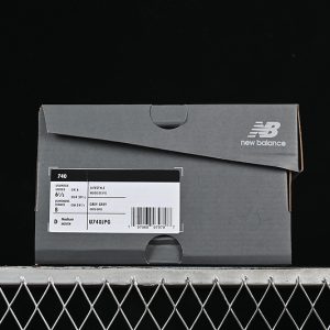 New Balance 740