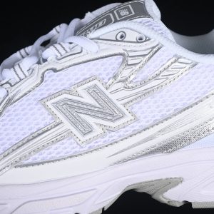 New Balance 740