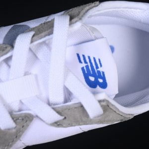 New Balance 230
