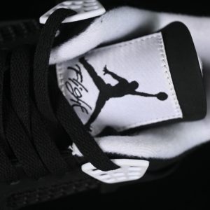 Nike Jordan 4