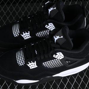 Nike Jordan 4