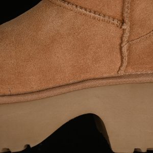 Ugg Classic Uitra Mini New Heights Maroom
