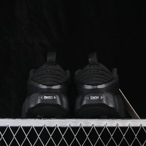 Nike Mind 002