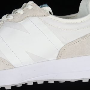 New Balance 230
