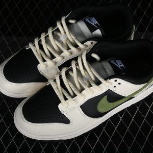 Nike SB Dunk Low