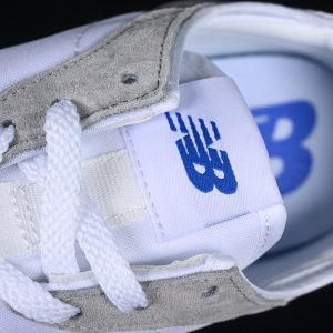 New Balance 230
