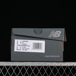 New Balance 230