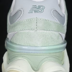 New Balance 9060 Casual Running Shoes