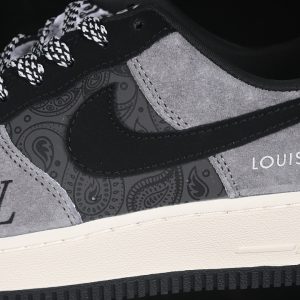 Nike Air Force 1 Low Casual Sneakers