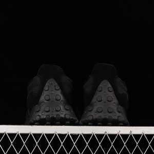 New Balance 230