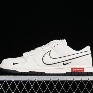 Nike SB Dunk Low Supreme