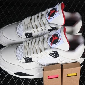 Nike Jordan 4