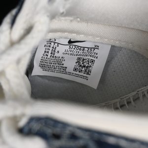 Nike SB Dunk Low Lv