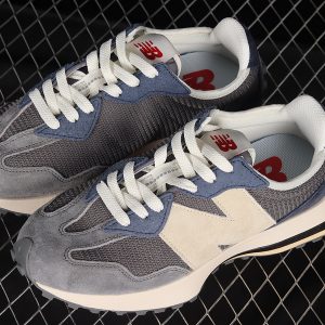 New Balance 230