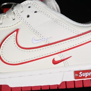 Nike SB Dunk Low Supreme
