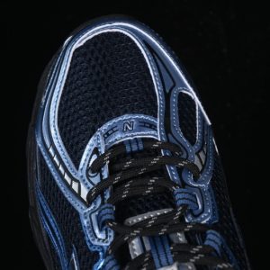 New Balance 740