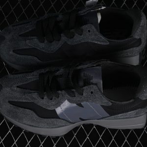 New Balance 230