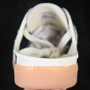 Adidas Mule Clover Casual Half Drag