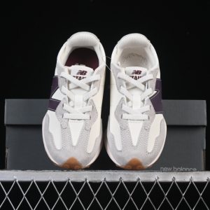 New Balance 230