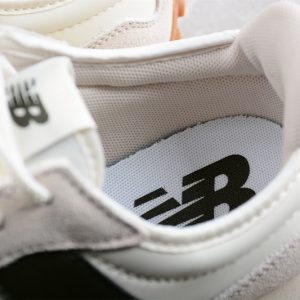 New Balance 230