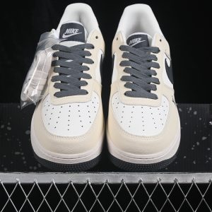 Nike Air Force 1 Low Casual Sneakers