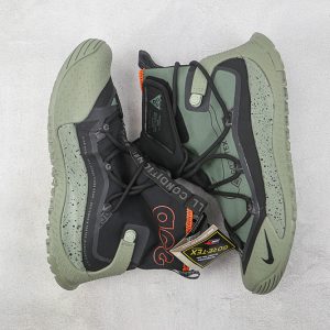 Nike ACG