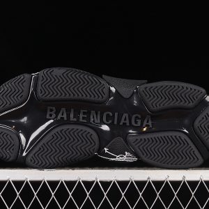 Balenciaga Triple S