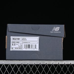 New Balance 230
