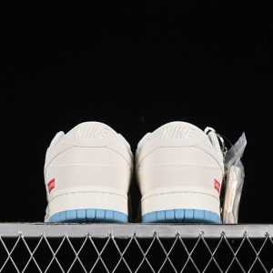 Nike SB Dunk Low Supreme