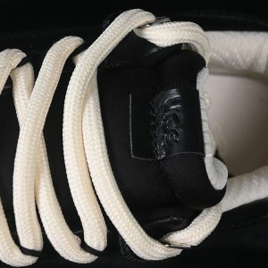 Ugg Heritage Utilty Pashm Snow Bread Shoes