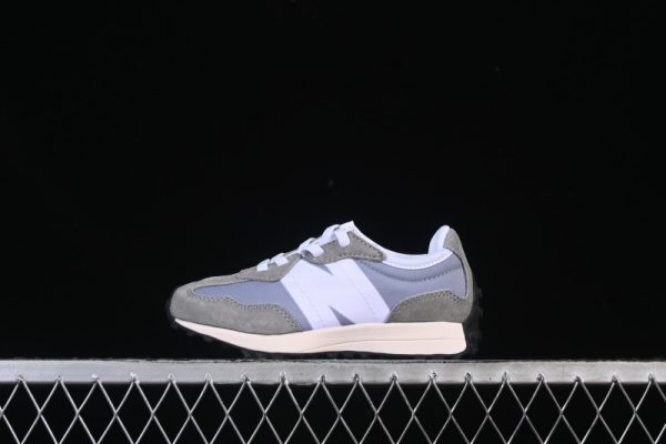 New Balance 230