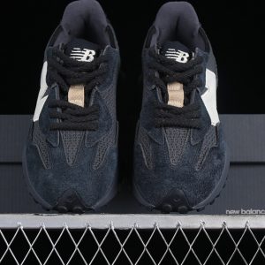 New Balance 230