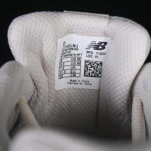 New Balance 740