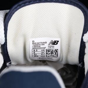 New Balance 230