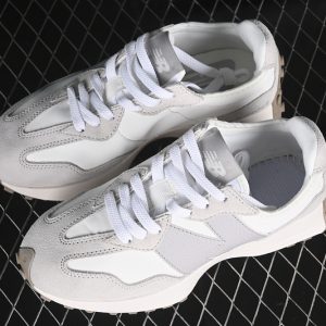 New Balance 230