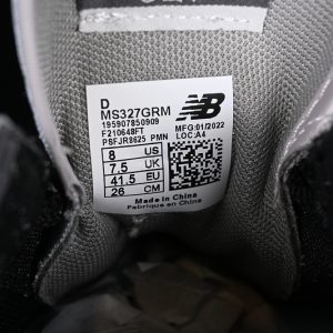 New Balance 230