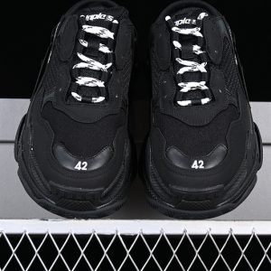 Balenciaga Triple S