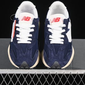 New Balance 230
