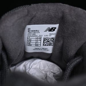 New Balance 1906