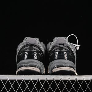 New Balance 1906