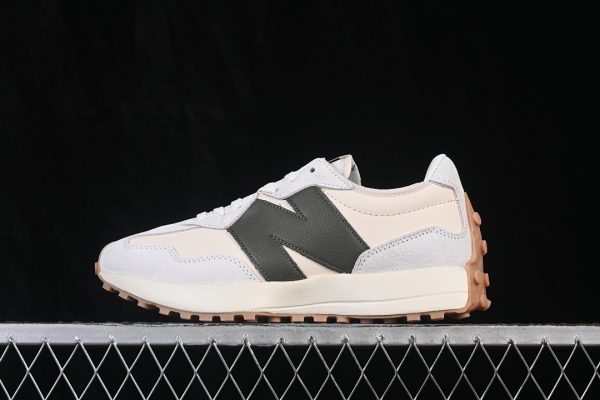 New Balance 230