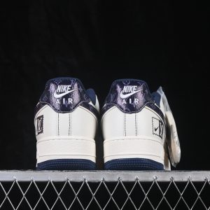 Nike Air Force 1 Low Casual Sneakers